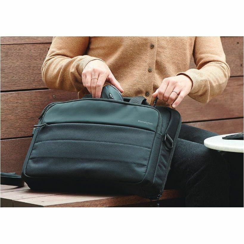 Kensington Carrying Case for 15.6 Kensington Carrying Case for 15.6